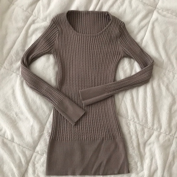 tight ribbed sweater